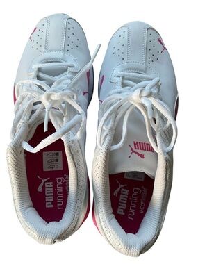 Puma Tazon Size 8